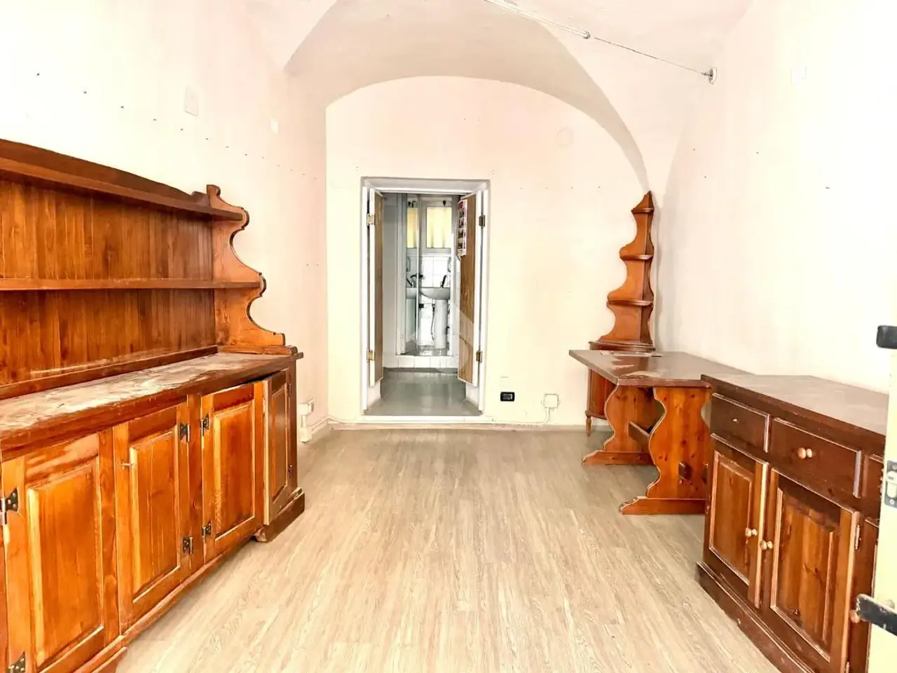 Negozio in Via Benedetto Cairoli 5, Ovada, {3} - Foto 1