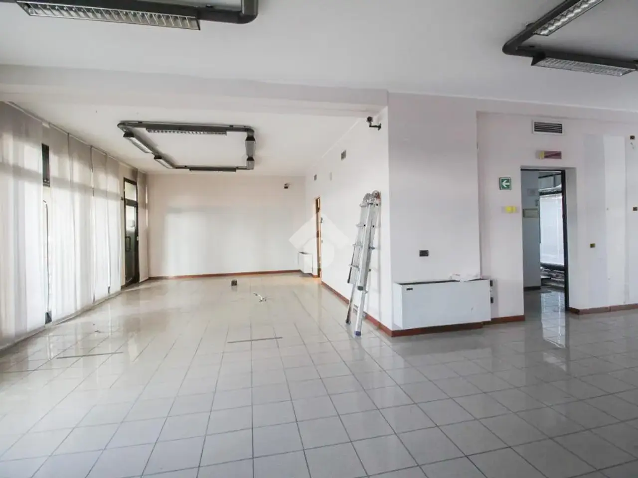 Negozio in Via Raffaello Sanzio, Trezzano Rosa, {3} - Foto 2