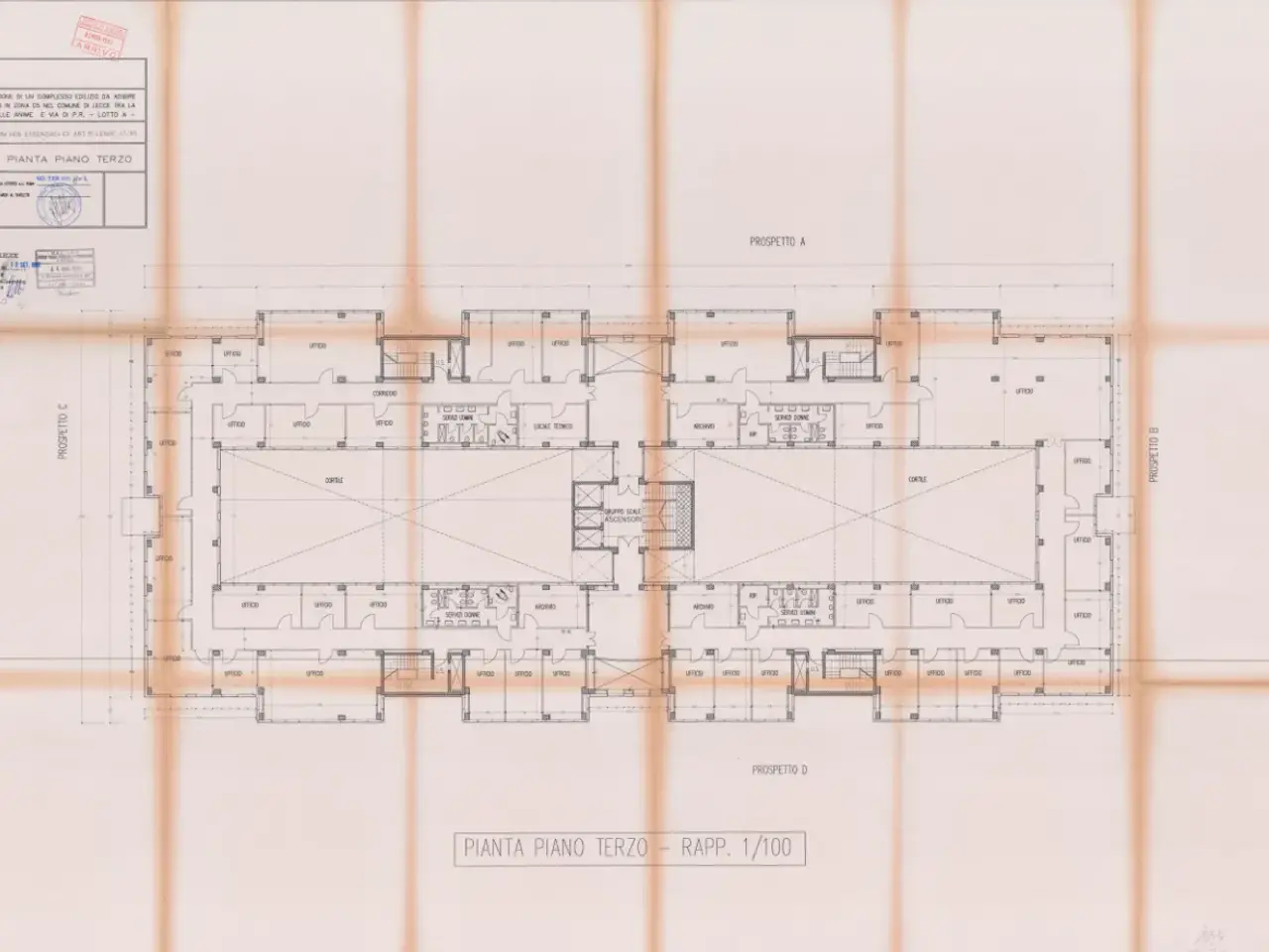 Palazzina commerciale in Via Guido Dorso 6, Lecce, {3} - Planimetria 1
