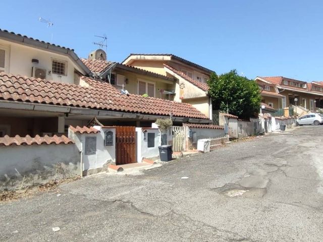 Terraced house in {3}, Via Roma 98 - Photo 1