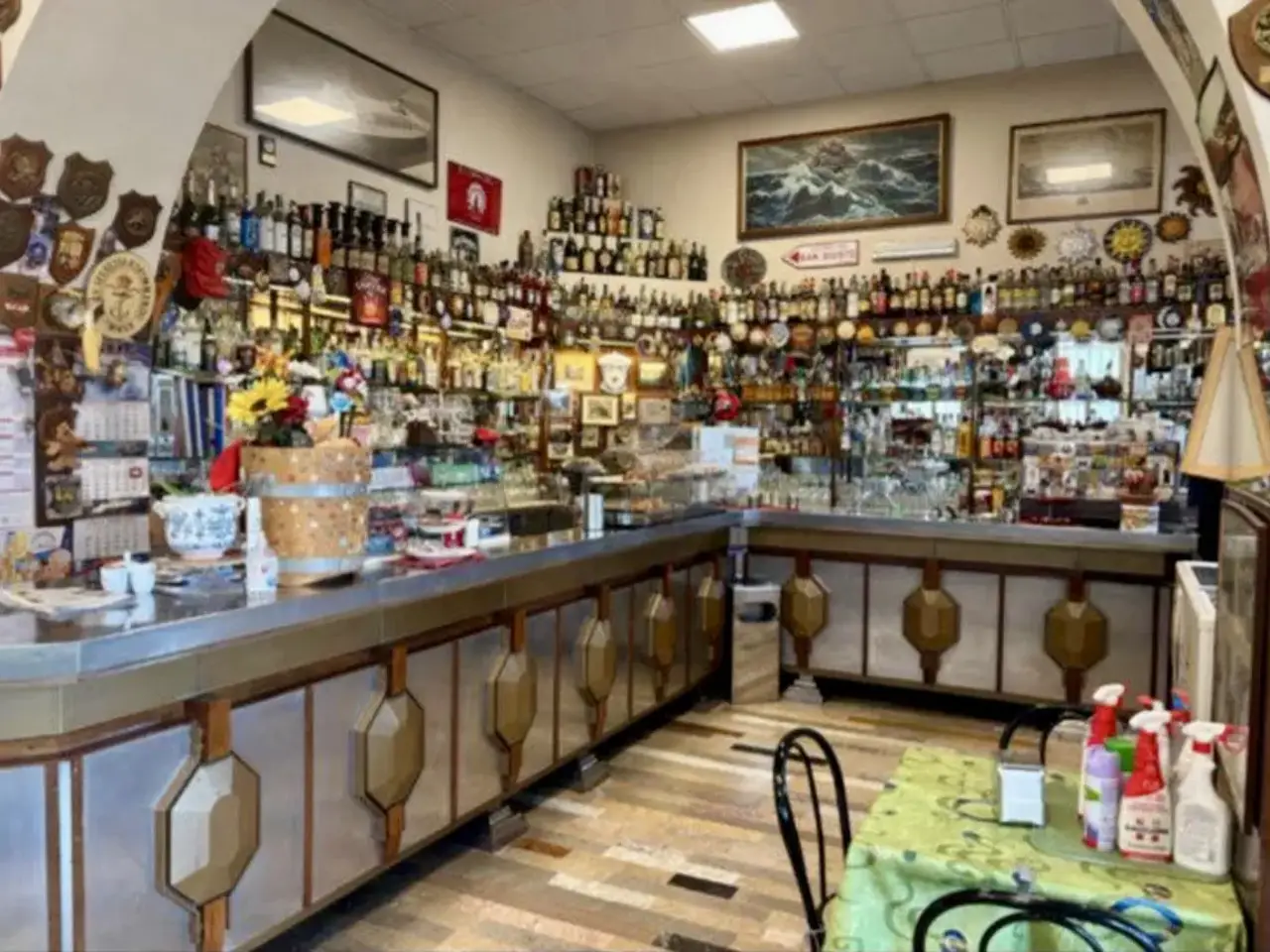 Azienda in , Trieste, {3} - Foto 2