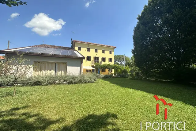 Detached house in Via Casone, Noale - Photo 1