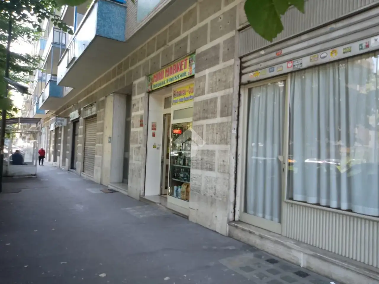 Negozio in Via Onorato Vigliani 2, Torino, {3} - Foto 1