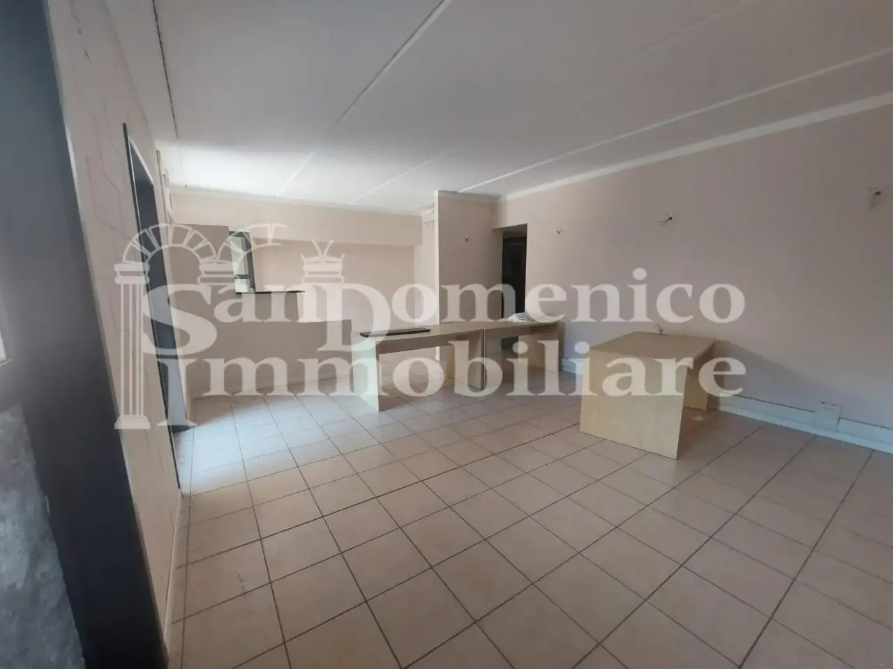 Ufficio in , Pontedera, {3} - Foto 2
