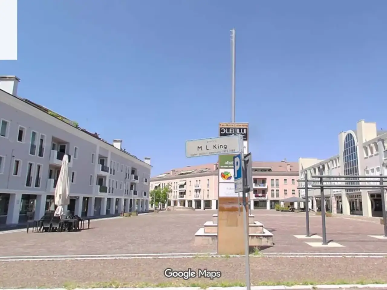 Esercizio commerciale in Piazza Martin Luther King, Rubano, {3} - Foto 2