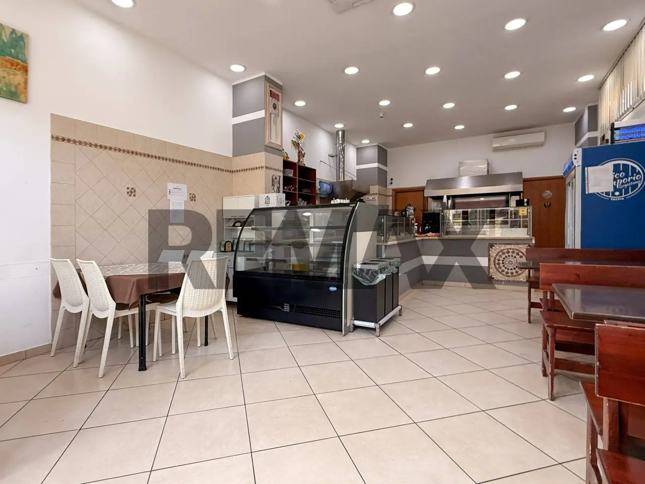 Esercizio commerciale in Via Segesta 177, Castellammare Del Golfo, {3} - Foto 1