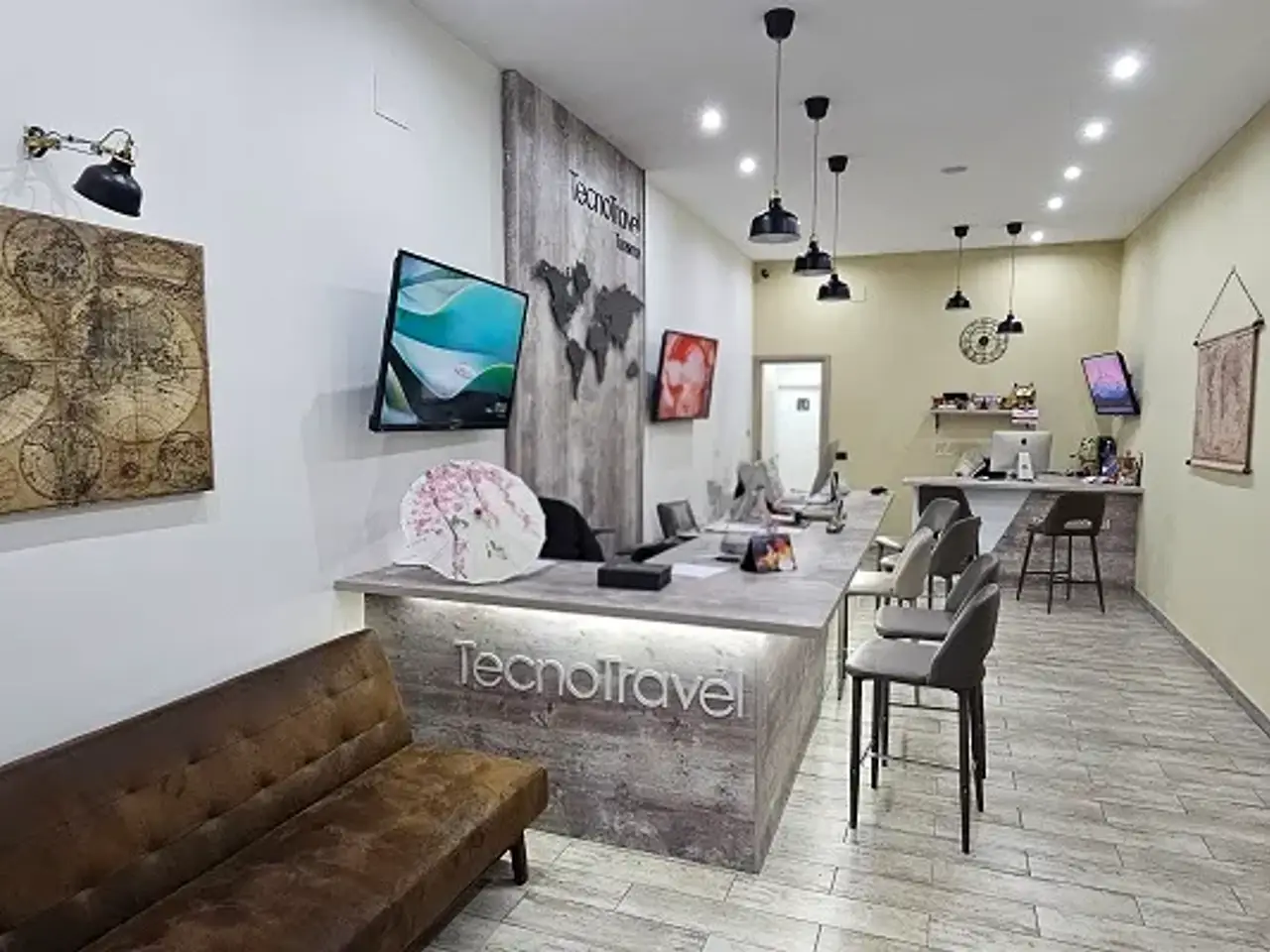 Negozio in Corso Europa 193, Marano Di Napoli, {3} - Foto 2