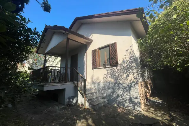 Villa in Via Cantarane, 10, Sirmione - Foto 1