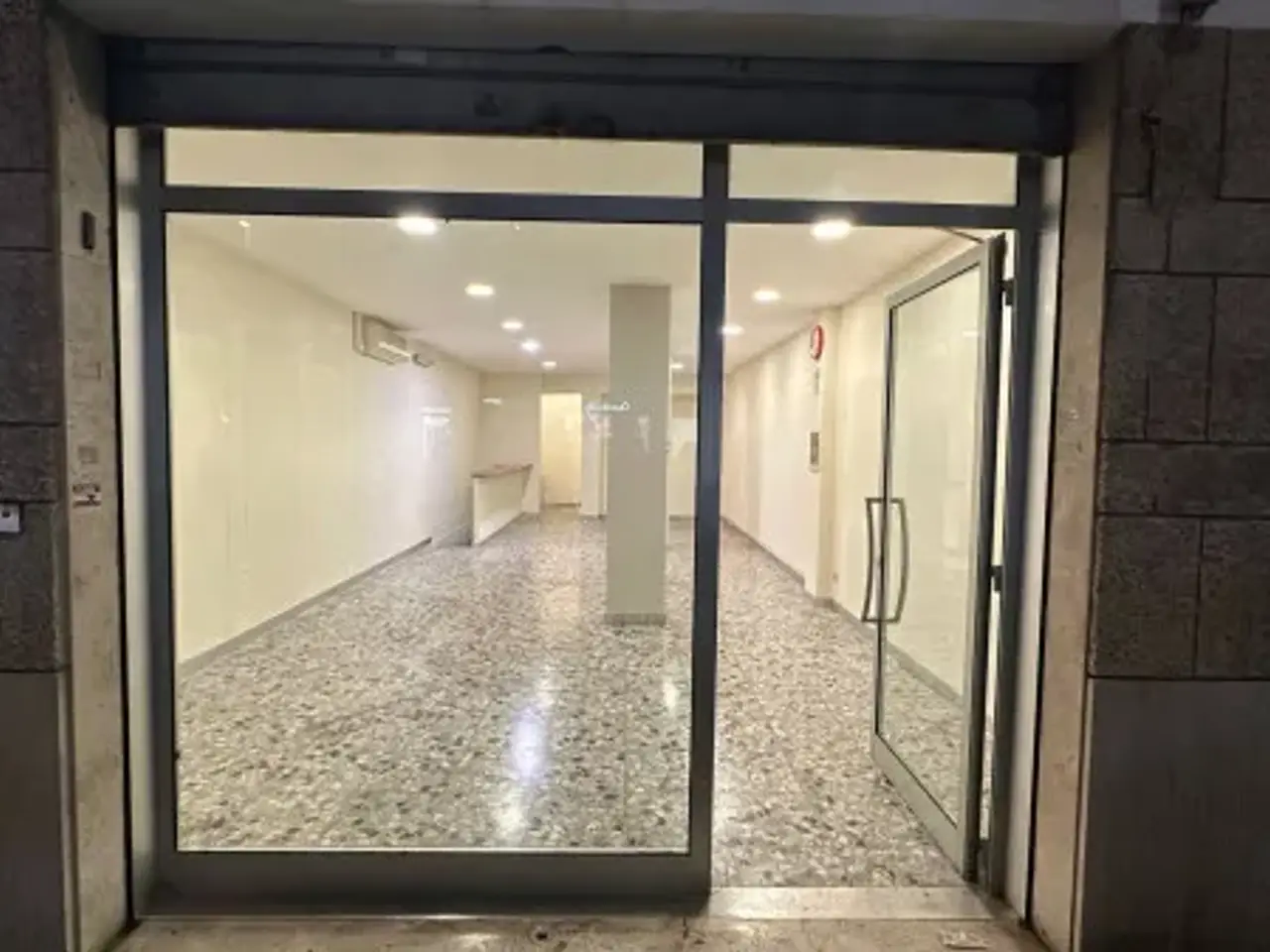 Negozio in Via Federico Galeotti, Roma, {3} - Foto 1