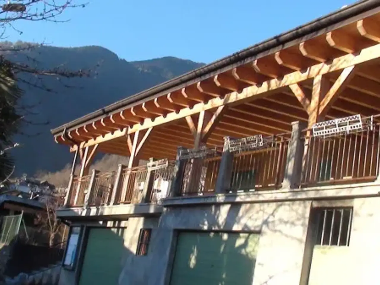 Negozio in Via Civetta 41, Berbenno Di Valtellina, {3} - Foto 2