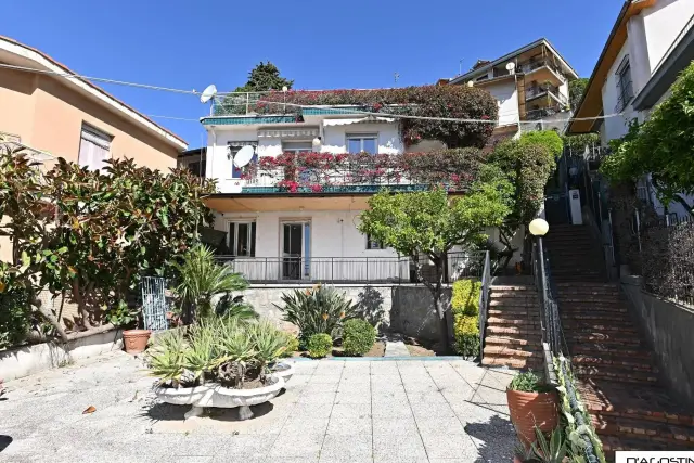 Mansion, Bordighera - Photo 1