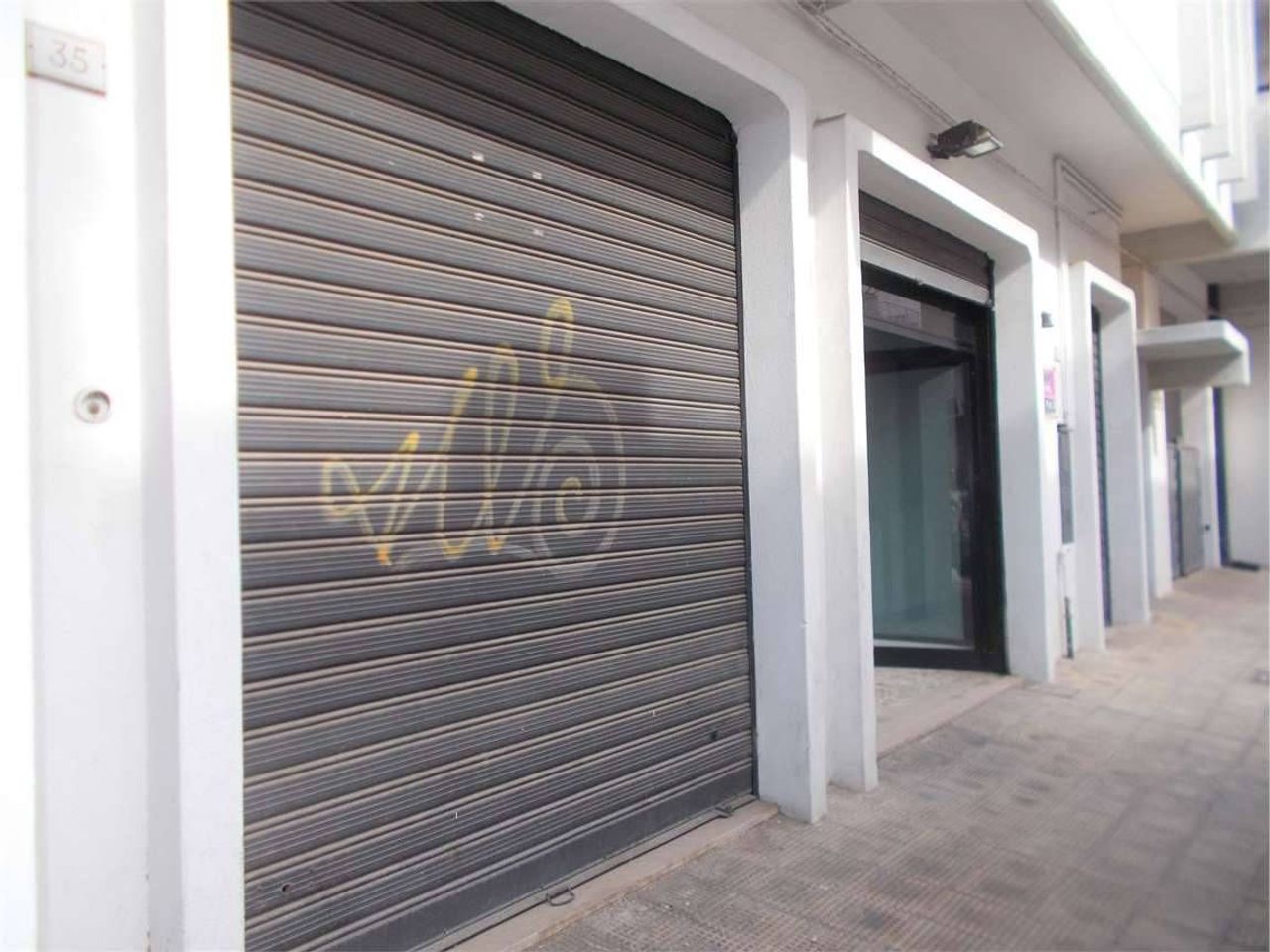 Negozio in Via Marconi, 37, Acquaviva Delle Fonti, {3} - Foto 1