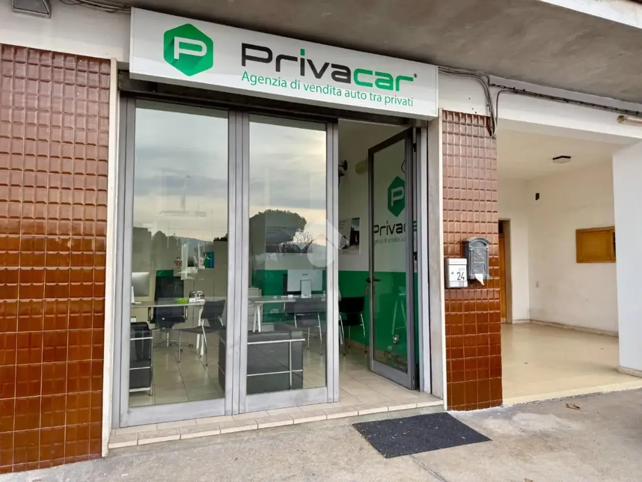 Ufficio in Via Ss80 24, Mosciano Sant'Angelo, {3} - Foto 1