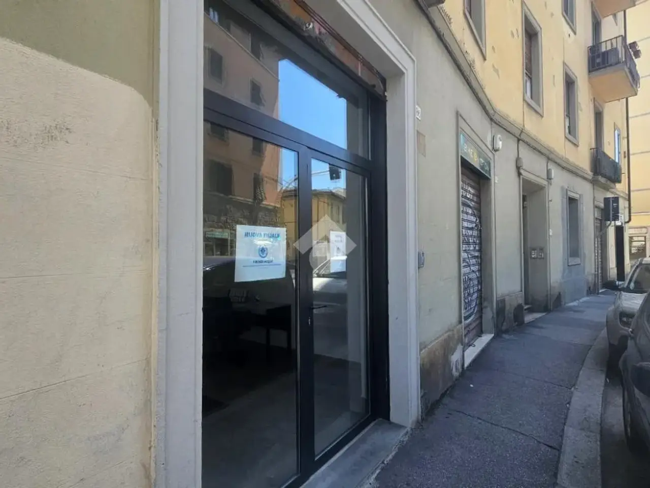 Negozio in Via Reginaldo Giuliani 86, Firenze, {3} - Foto 2