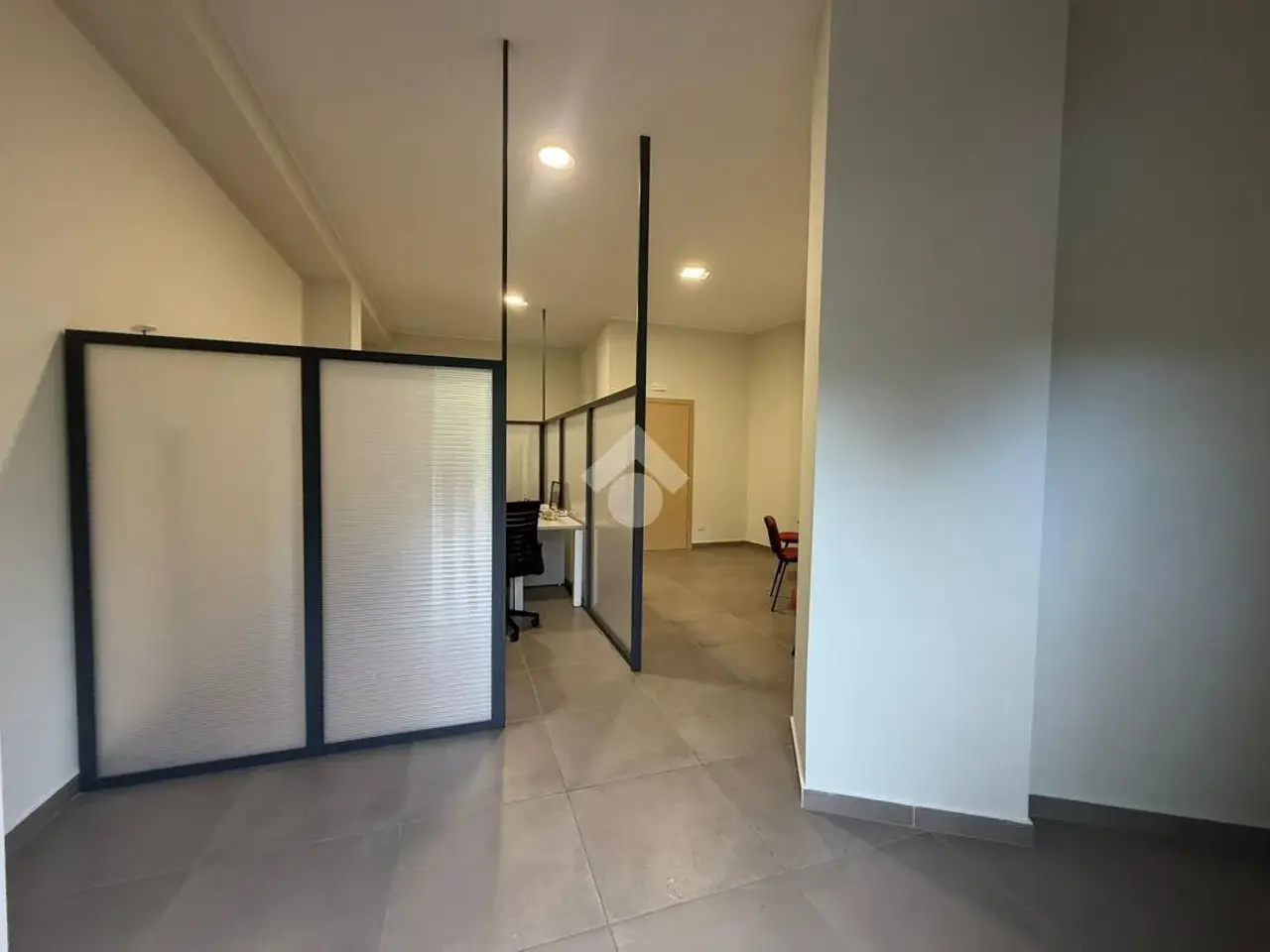 Magazzino in Via Nestore Mazzei 1, Corigliano-Rossano, {3} - Foto 2