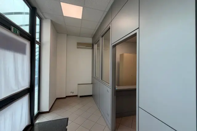 insertion image