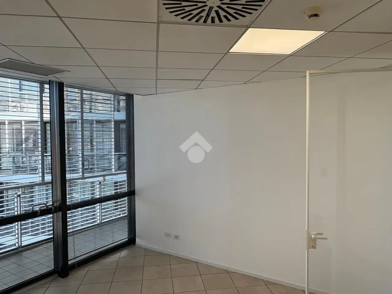 Ufficio in Via Consiglio dei Sessanta 99, San Marino, {3} - Foto 1