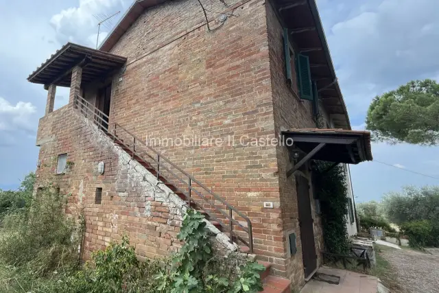 2-room flat in Via Castiglionese, Castiglione del Lago - Photo 1