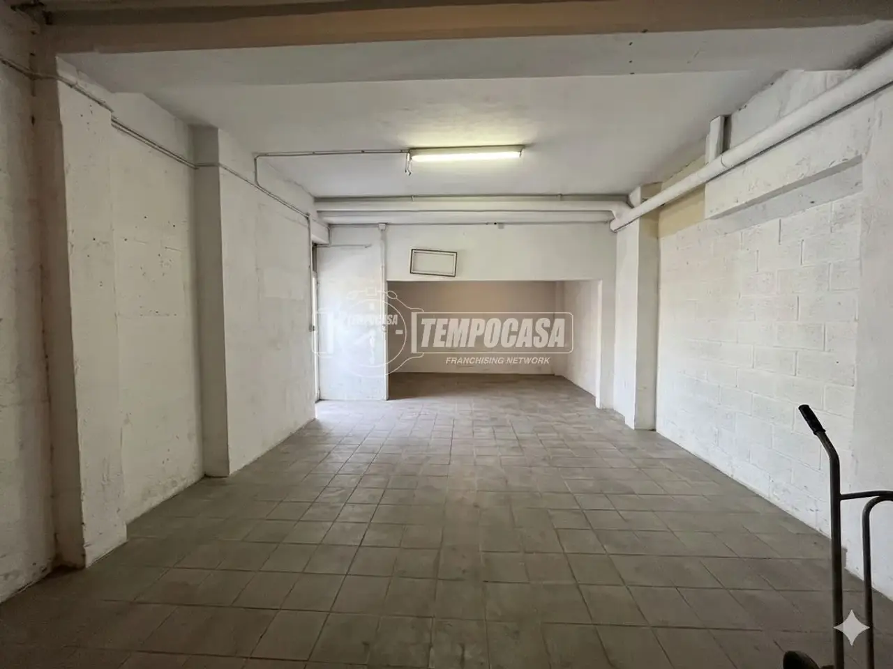 Magazzino in Via Bianchi 4, Lissone, {3} - Foto 1