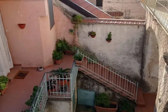 3-room flat in Via Montanaro, Caserta - Photo 1