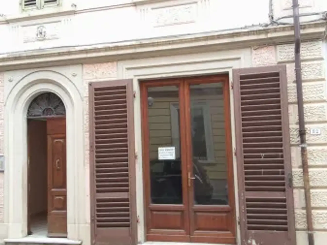 Negozio in Via Felice Cavallotti 61, Montecatini Terme, {3} - Foto 2