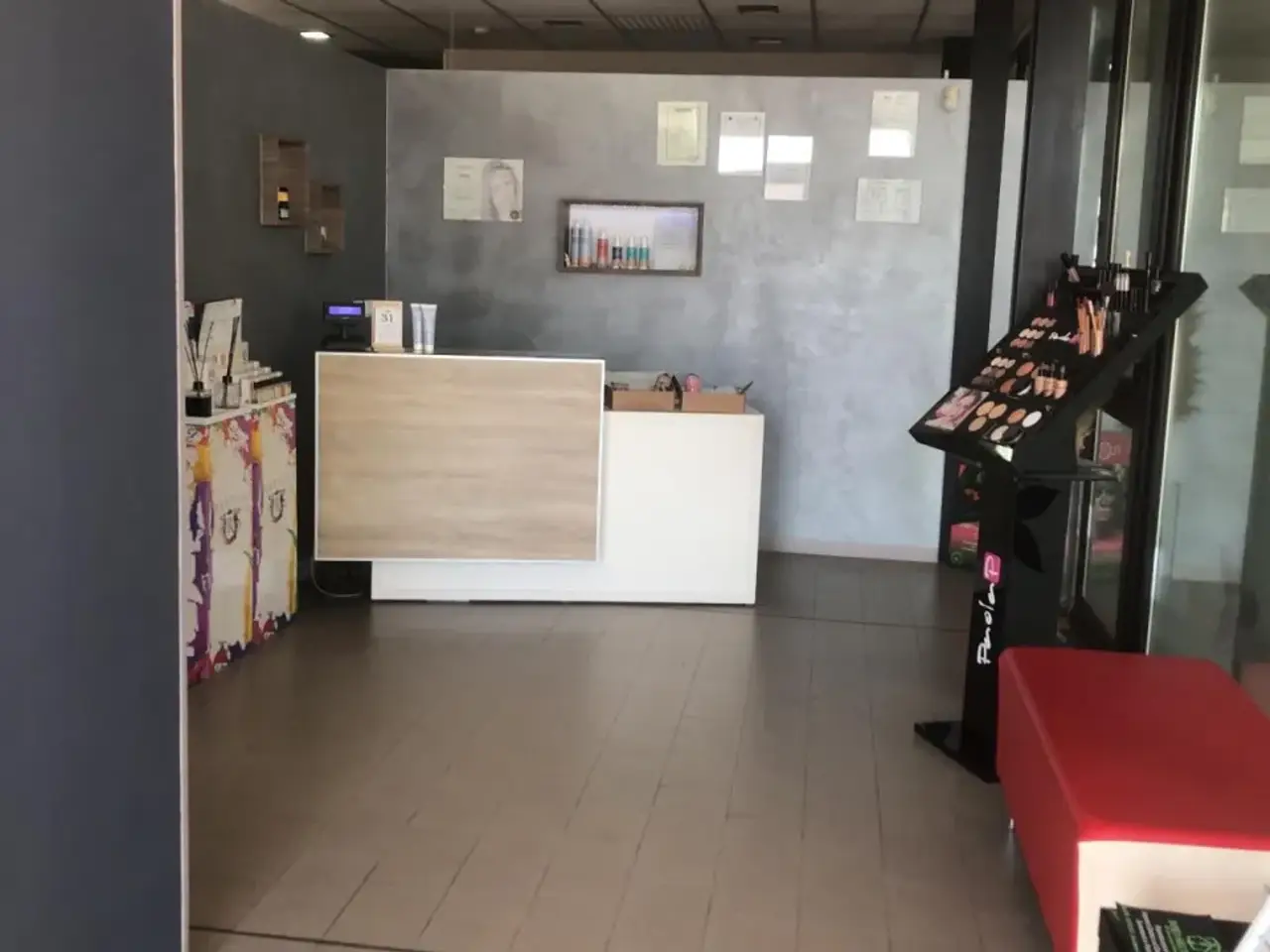 Esercizio commerciale in , Badia Polesine, {3} - Foto 1