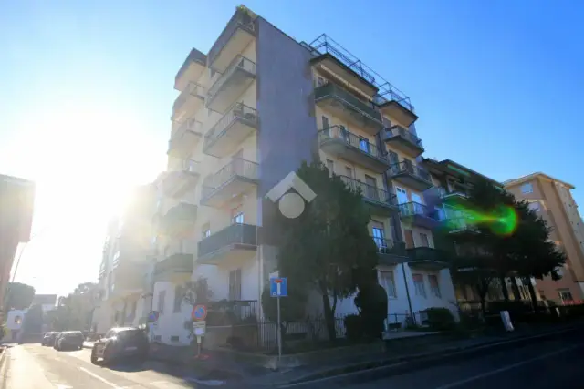 3-room flat in Via Giuseppe Parini 16, Cornaredo - Photo 1