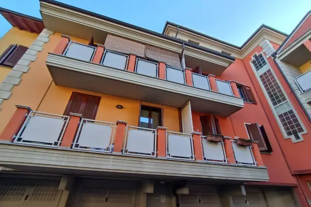 2-room flat in Via Giacomo Matteotti 47, Paullo - Photo 1