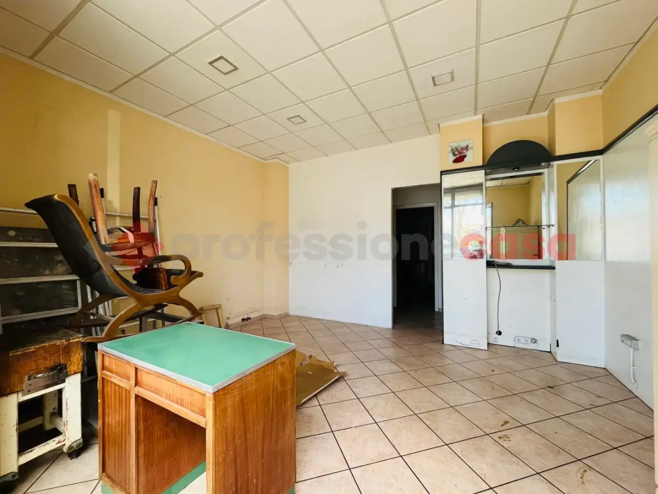 Negozio in Corso Monte Grappa 110, Torino, {3} - Foto 2
