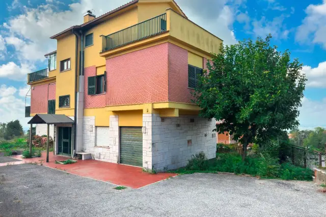 Villa in Via dei Pini 2, Albano Laziale - Foto 1