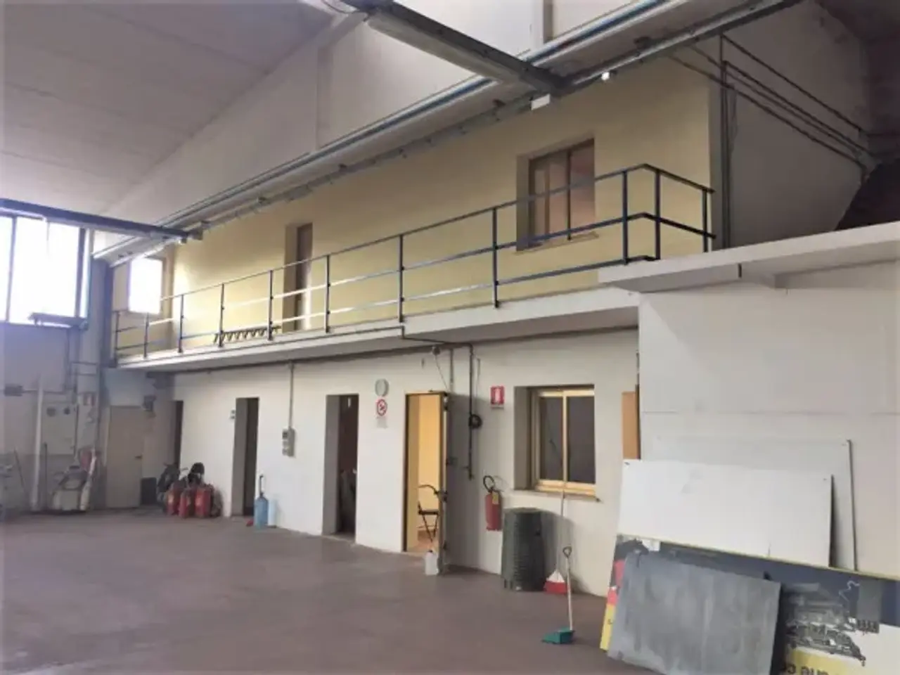 Negozio in Via Pesciatina, Capannori, {3} - Foto 1