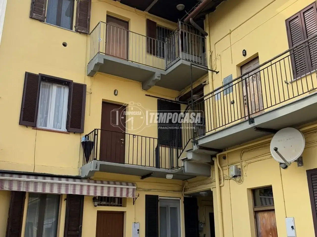 Magazzino in , Abbiategrasso, {3} - Foto 1