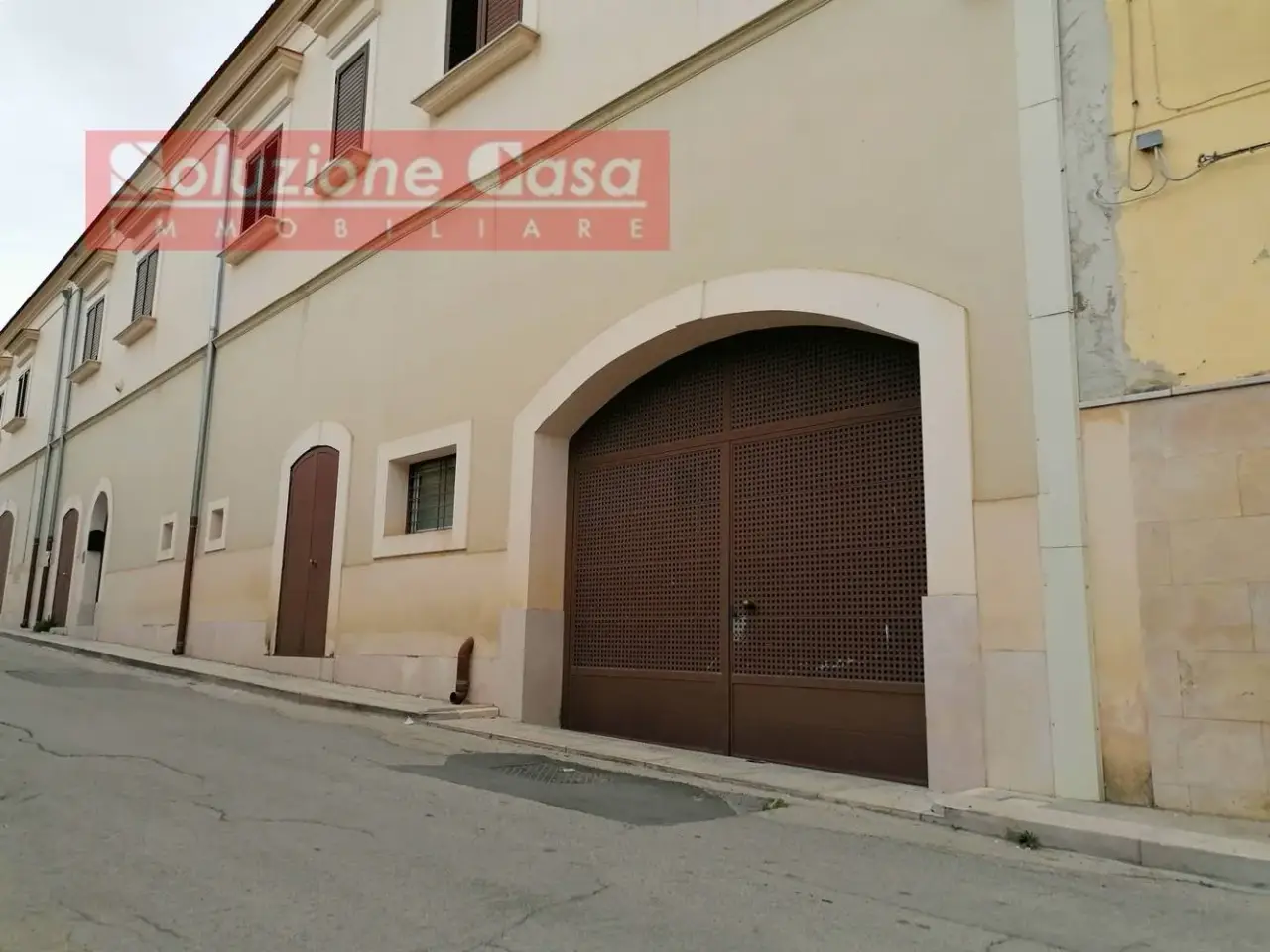 Magazzino in Corso Traiano, Canosa Di Puglia, {3} - Foto 1