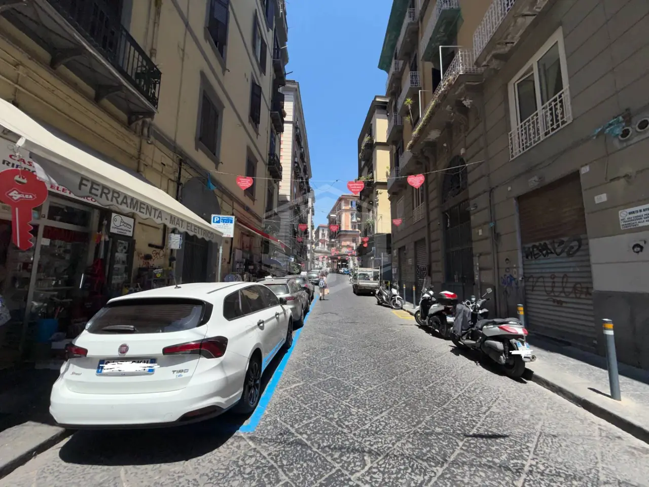 Negozio in Via Padre Luigi Tosti 28, Napoli, {3} - Foto 2