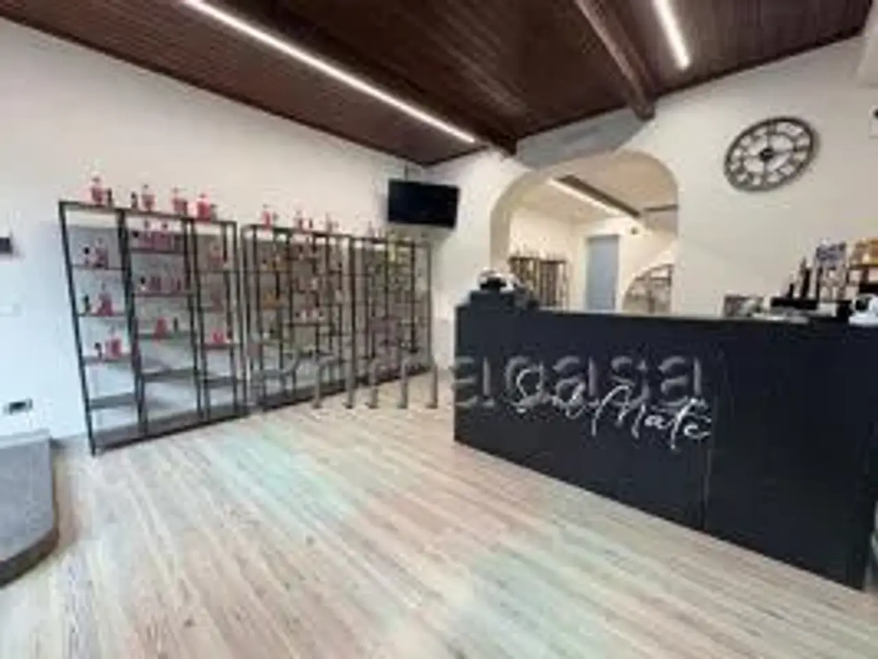 Negozio in Via XXV Aprile 21, Cerea, {3} - Foto 1
