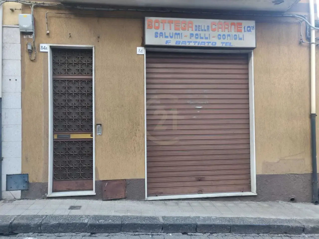 Palazzina commerciale in , Aci Sant'Antonio, {3} - Foto 1