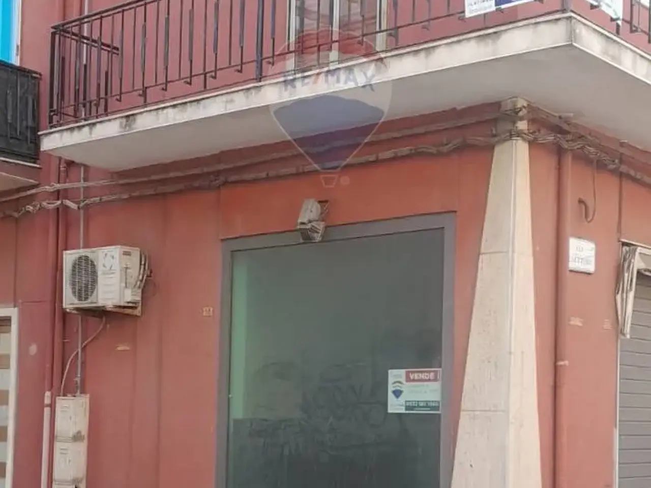 Negozio in Via Ruggero Settimo 202/204, Vittoria, {3} - Foto 1