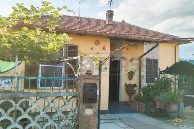 Terraced house in Via delle Tortore 1, Massa - Photo 1