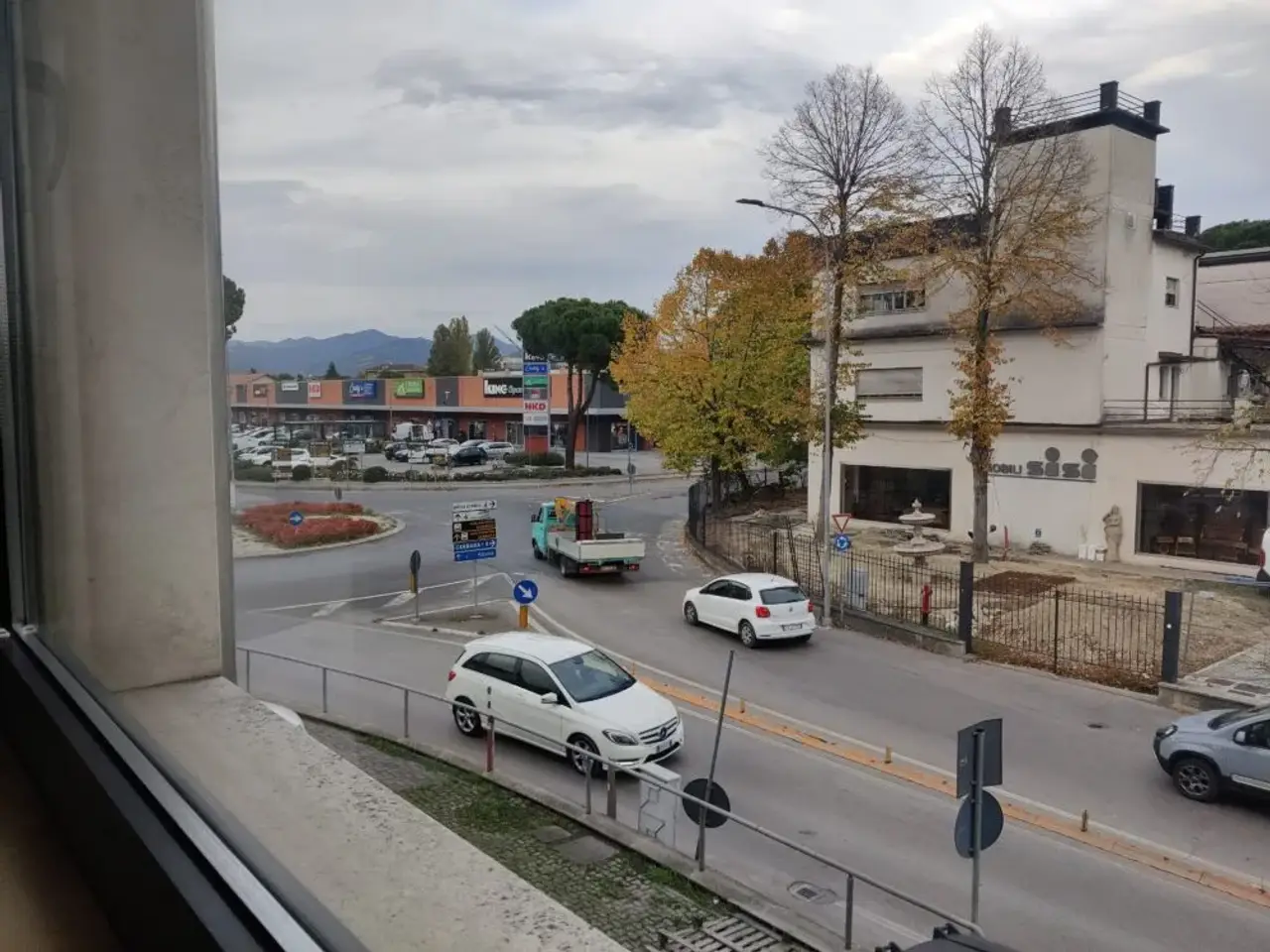 Esercizio commerciale in , Citta' Di Castello, {3} - Foto 2