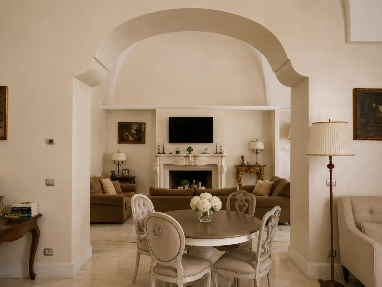 Palazzina commerciale in Viale Unità d'Italia 18, Fasano, {3} - Foto 1