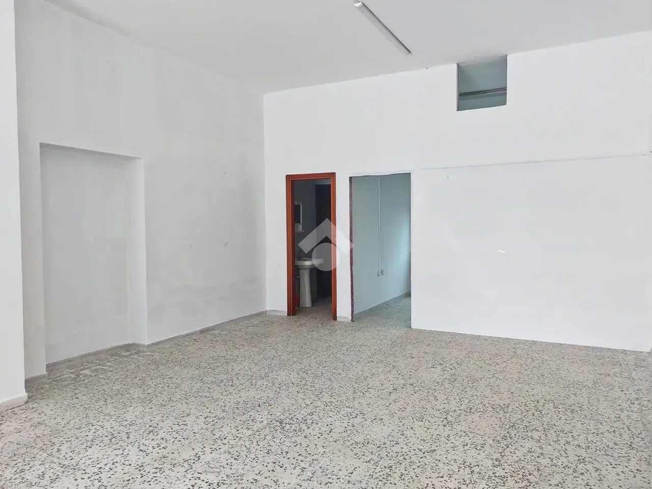 Negozio in Via Gramsci 6, Cropani, {3} - Foto 1