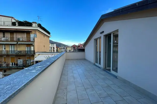 Penthouse in Vico Biancardi, Alassio - Foto 1