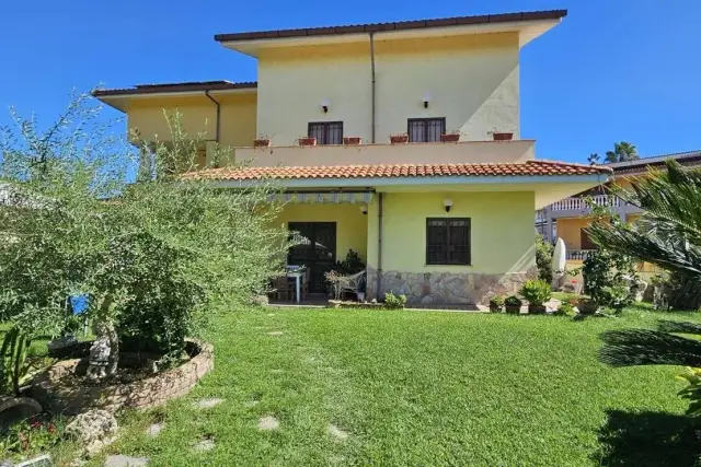 Villa in Via della Seccia, Nettuno - Foto 1