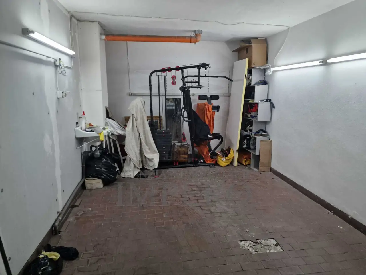Parcheggio chiuso in Via Bandette 26, Ventimiglia, {3} - Foto 1