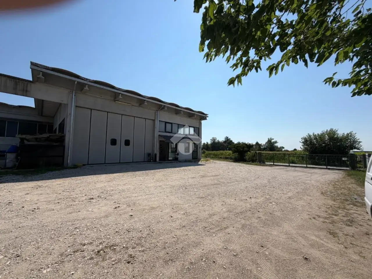 Capannone in Via Risorgimento 134, San Zenone Degli Ezzelini, {3} - Foto 1