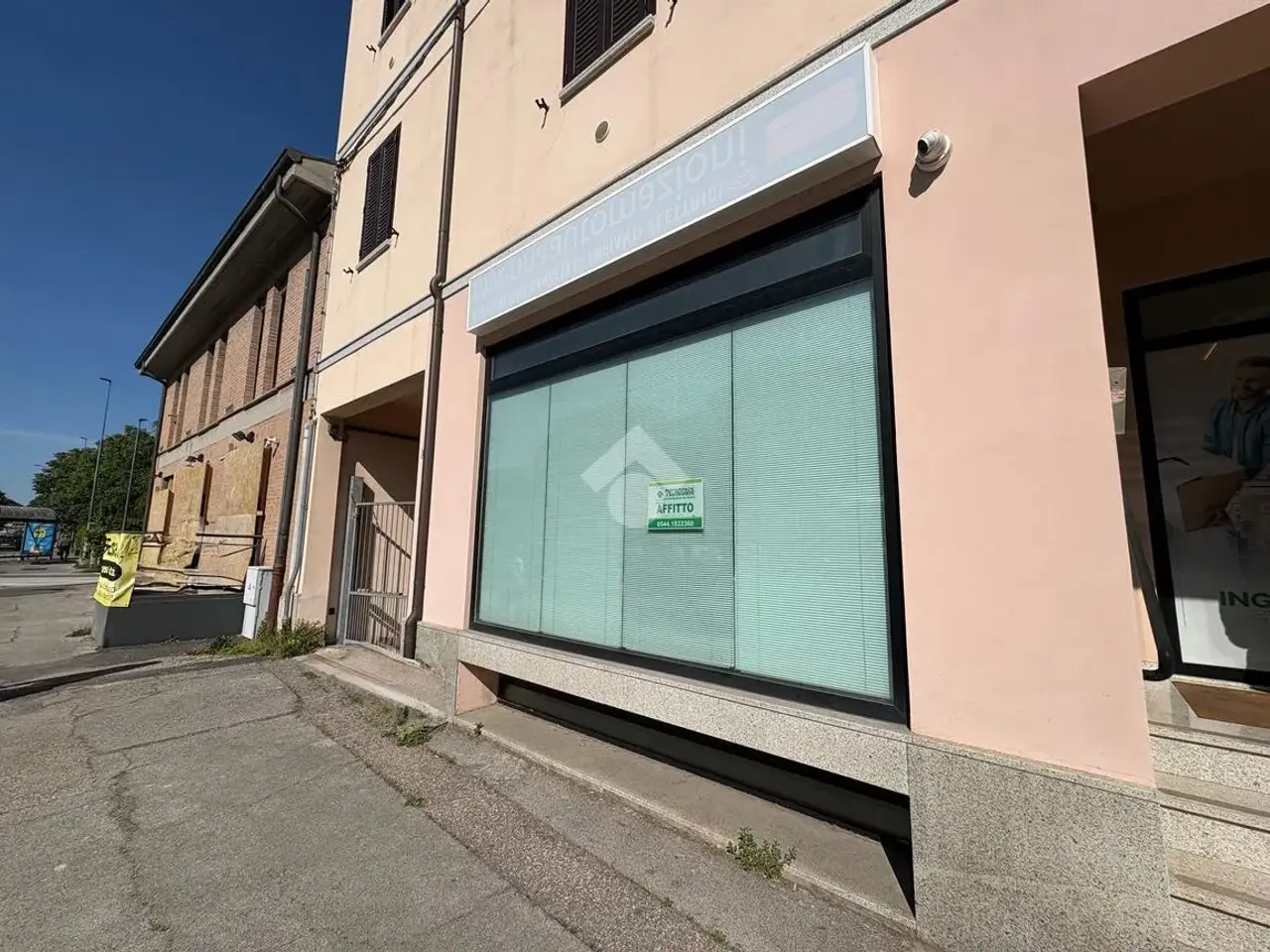 Ufficio in Via Fiume Montone Abbandonato 231, Ravenna, {3} - Foto 2
