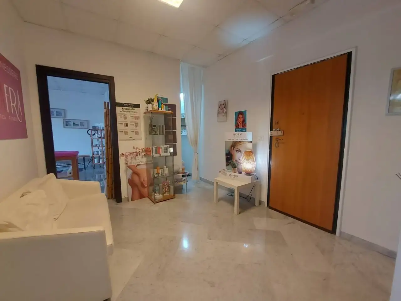 Ufficio in Piazzale Bestat 10, Tre Carrare, Taranto, Taranto, Taranto, {3} - Foto 2