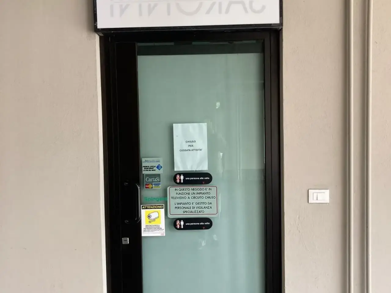 Negozio in Via San Rocco, Siziano, {3} - Foto 1