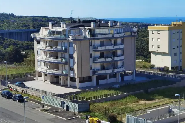 3-room flat in Via Gian Battista Falda, 12, Civitavecchia - Photo 1