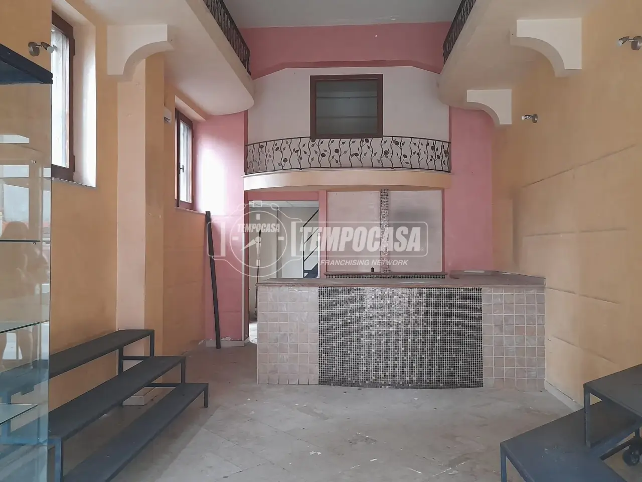 Negozio in Viale Giacomo Matteotti 59, Vibo Valentia, {3} - Foto 2